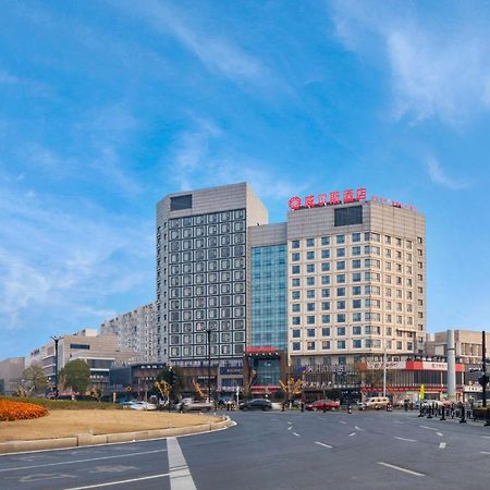 Huzhou Wealth Hotel Εξωτερικό φωτογραφία