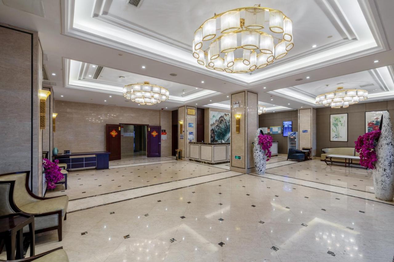 Huzhou Wealth Hotel Εξωτερικό φωτογραφία
