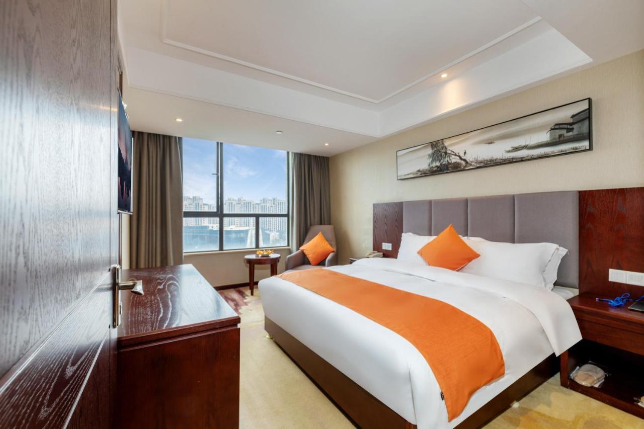 Huzhou Wealth Hotel Εξωτερικό φωτογραφία