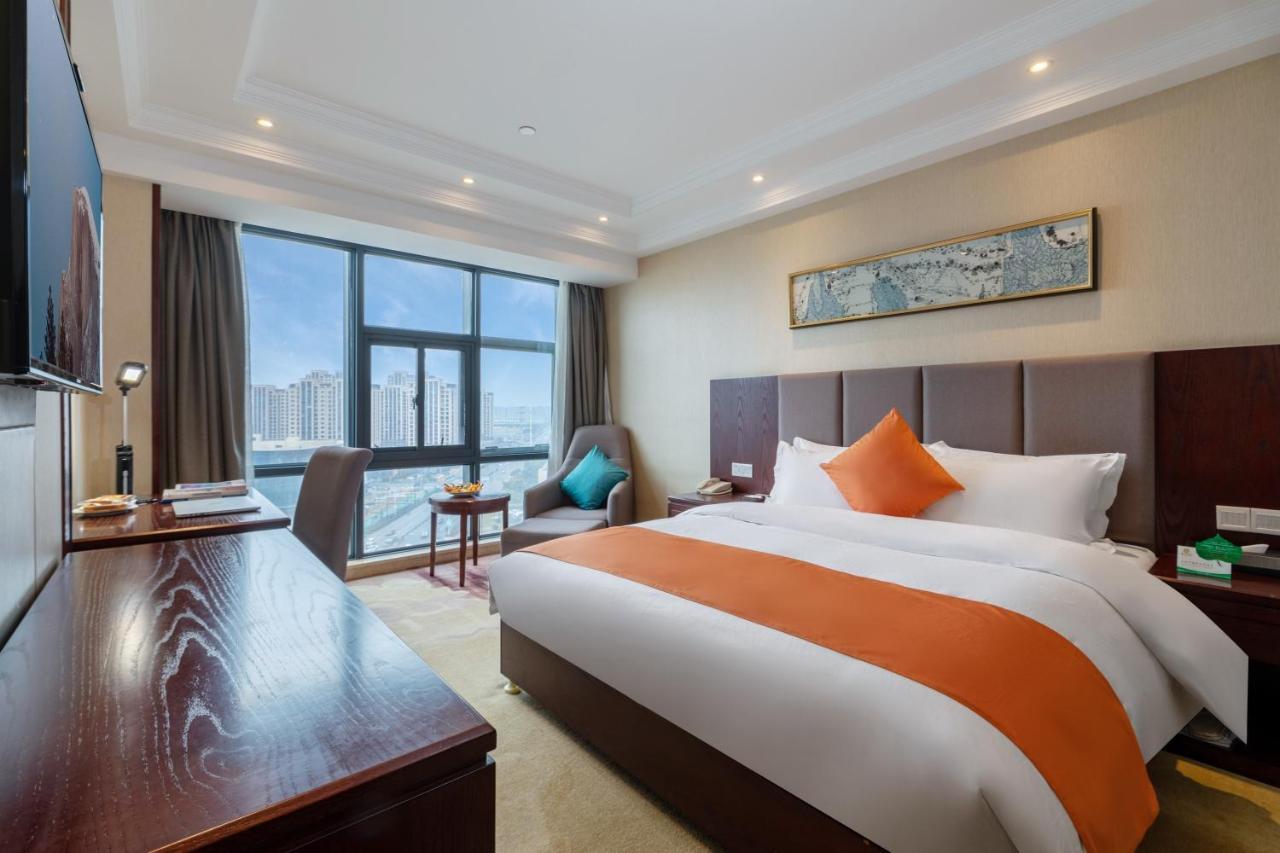Huzhou Wealth Hotel Εξωτερικό φωτογραφία