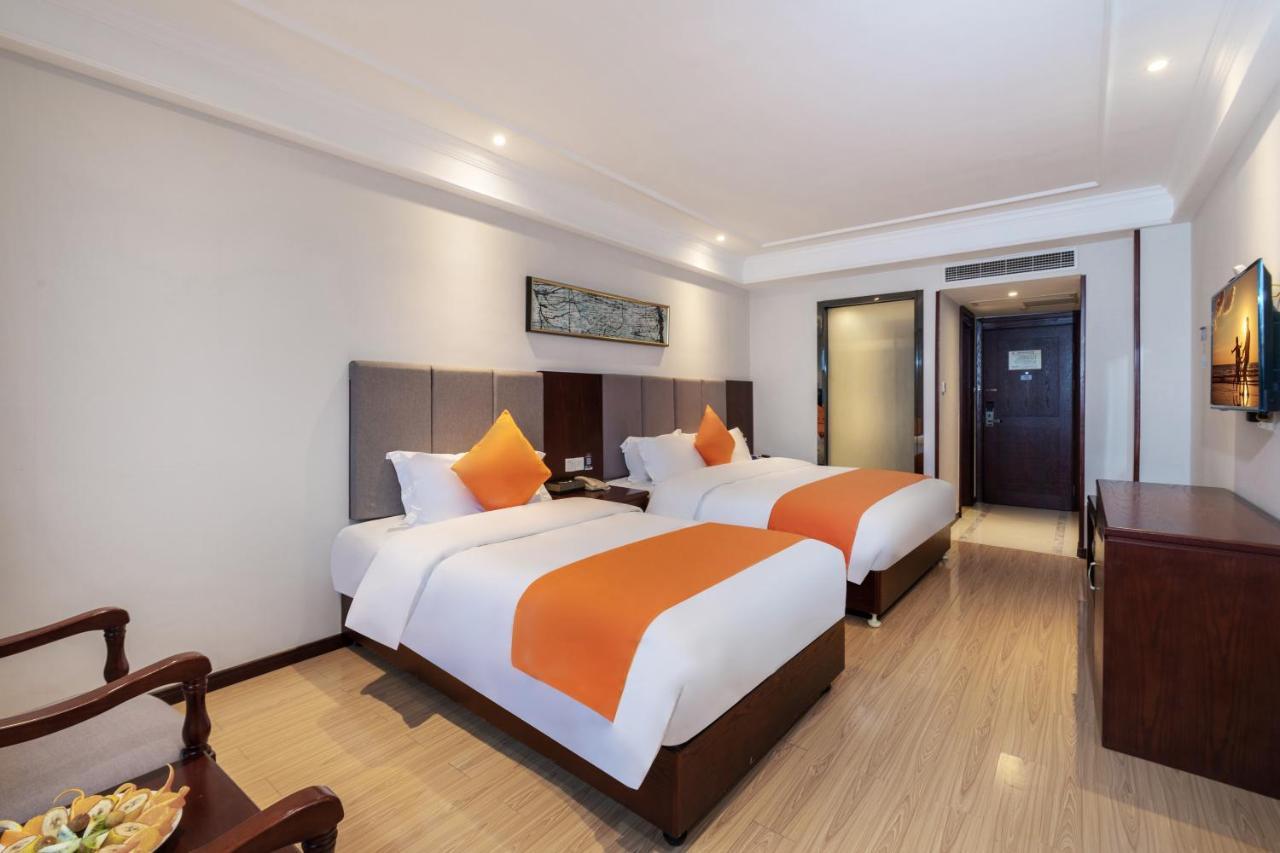 Huzhou Wealth Hotel Εξωτερικό φωτογραφία